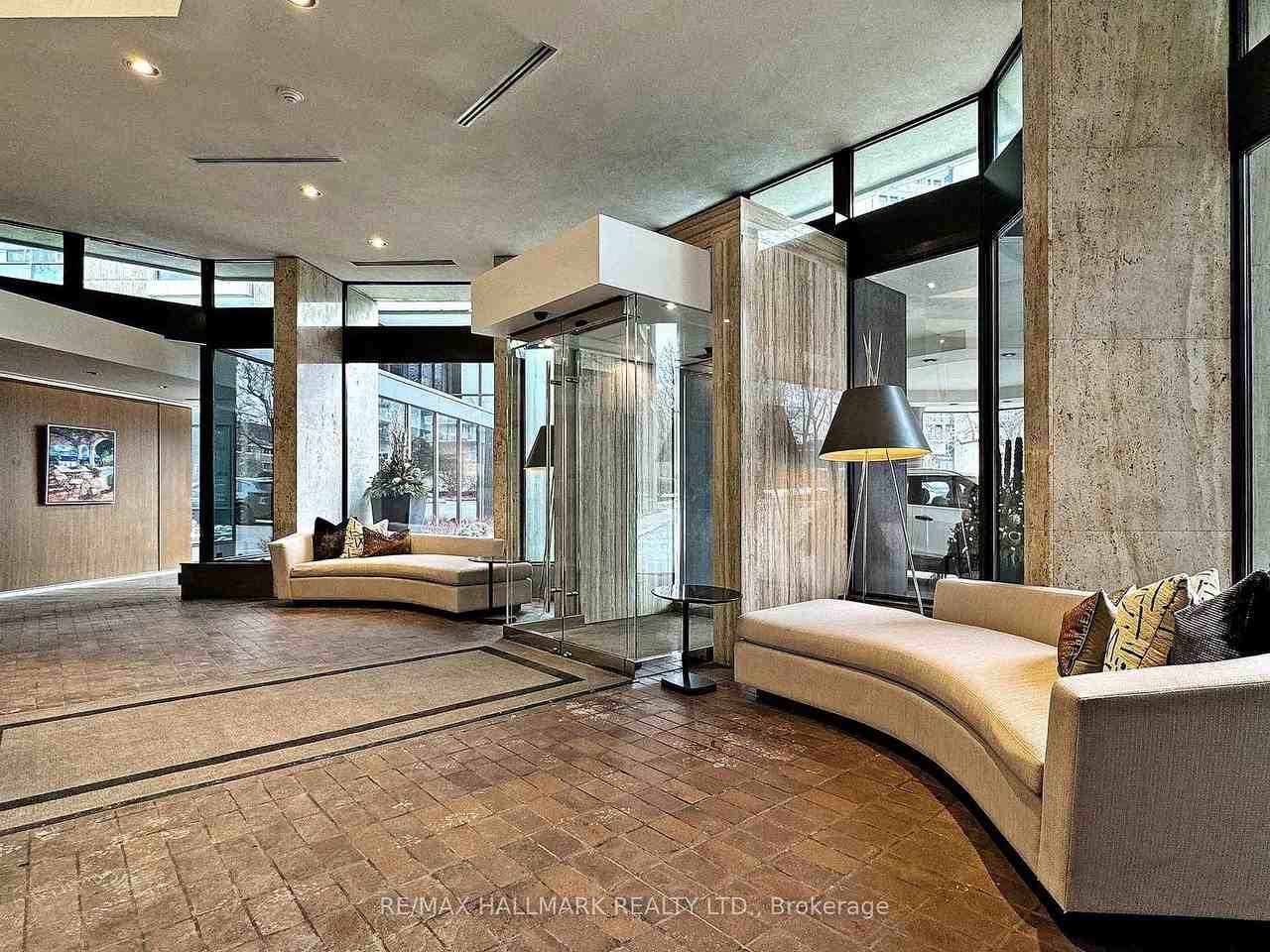 619 Avenue Road - Photo 35