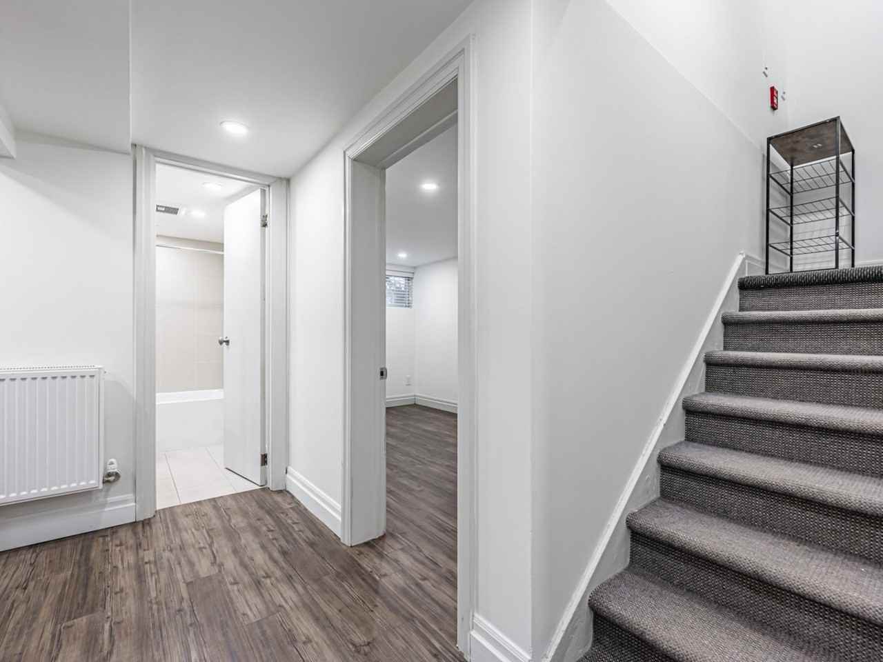 46 Wells St - Photo 3 of 25