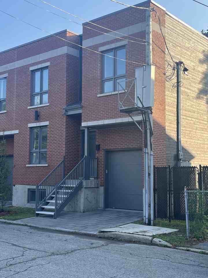 182 Rue Louis-Lepage - Photo 2 of 26