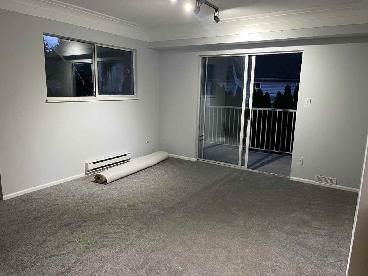 19876 56 Ave - Photo 4 of 11