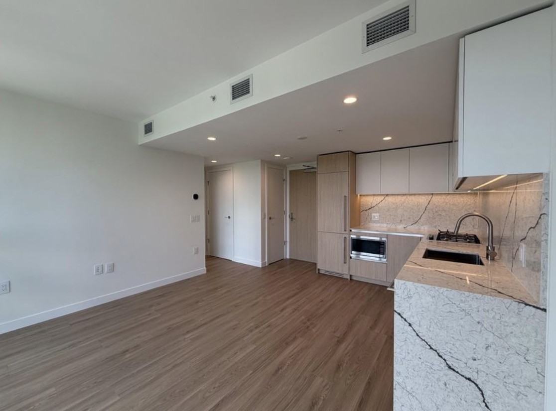 2100 Springer Avenue - Photo 2 of 15