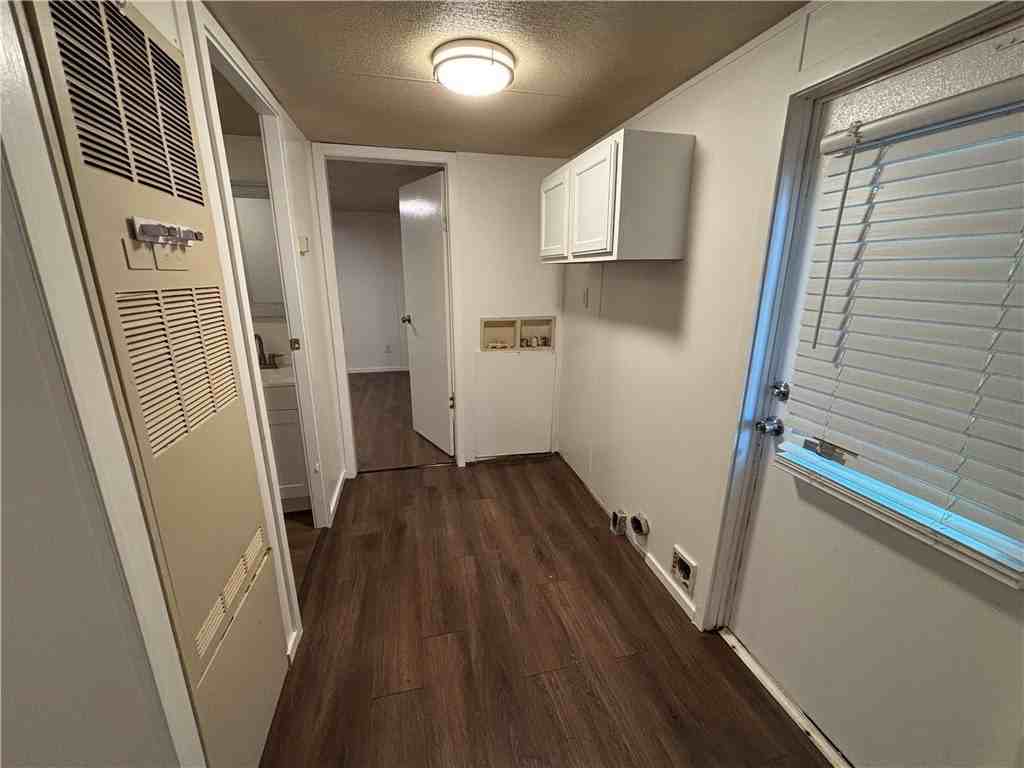 304 N Bloomington St #26 - Photo 7 of 11