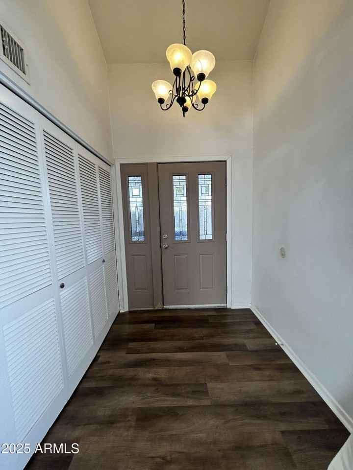 329 E Ambassador Dr - Photo 5 of 19
