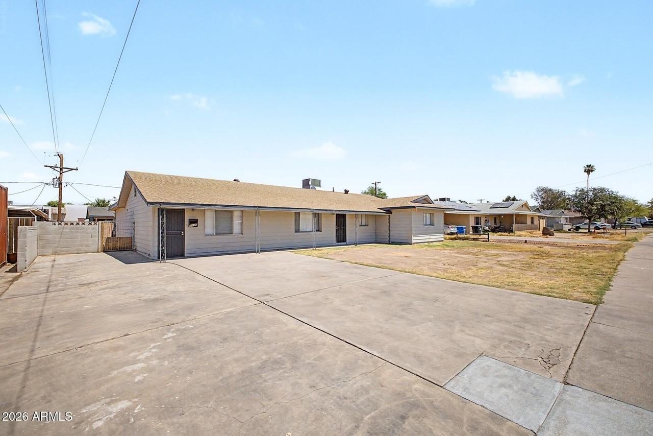 6536 W Turney Ave - Photo 2 of 45