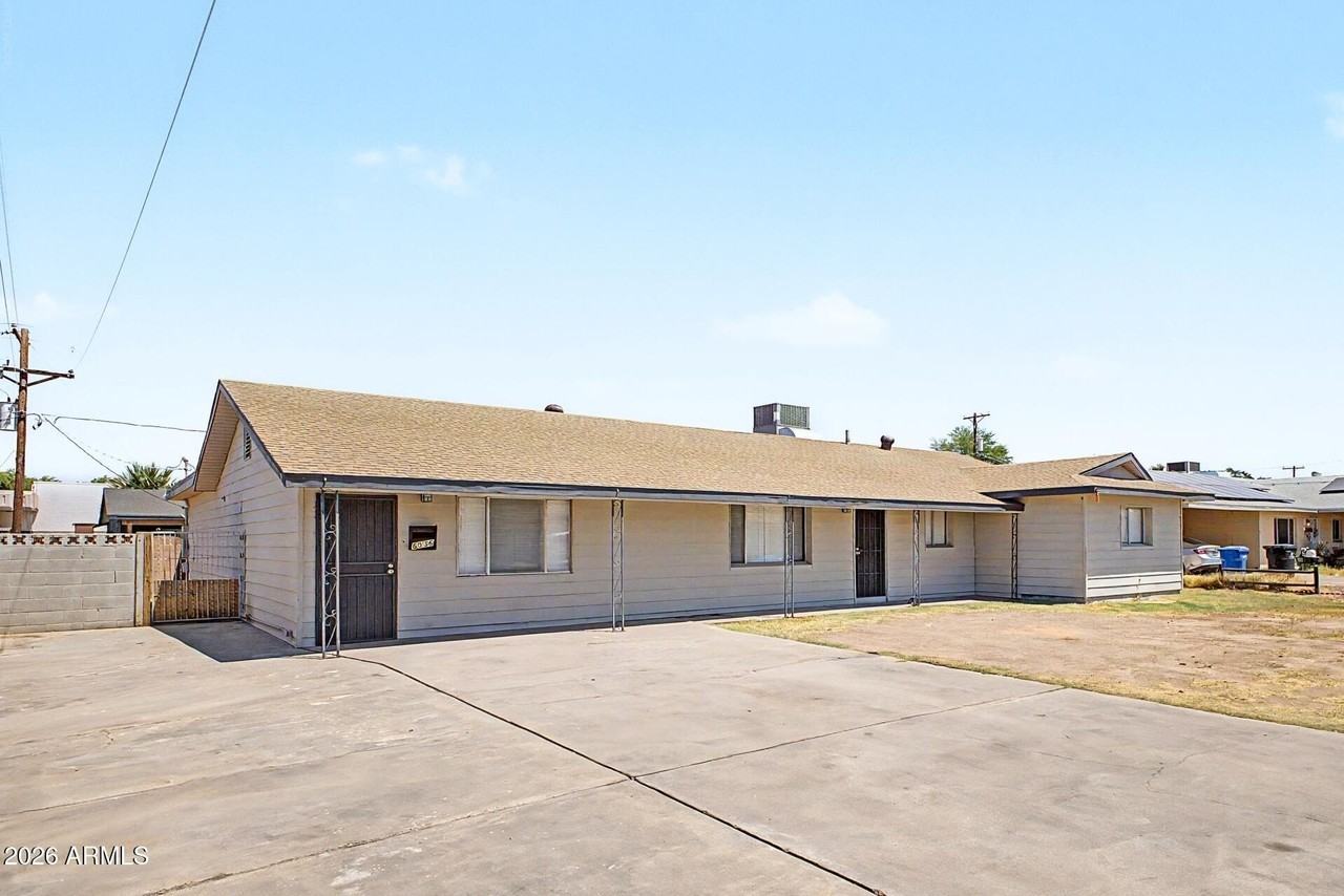 6536 W Turney Ave - Photo 3 of 45