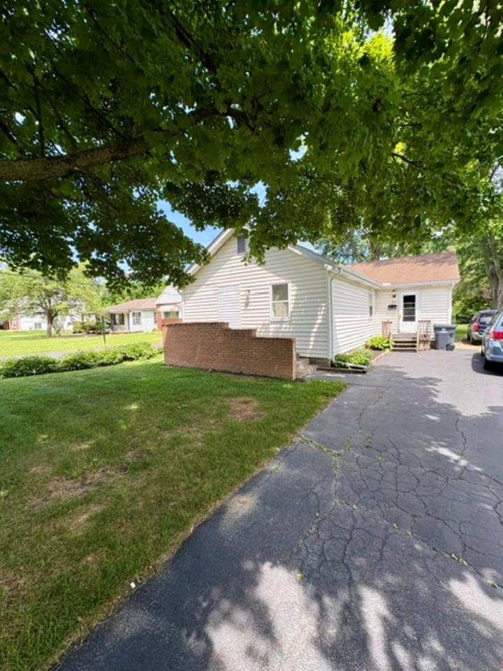 526 Collingwood Ave - Photo 2 of 23