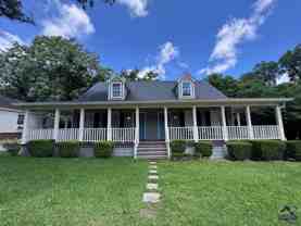 641 College St - Photo 1 of 1