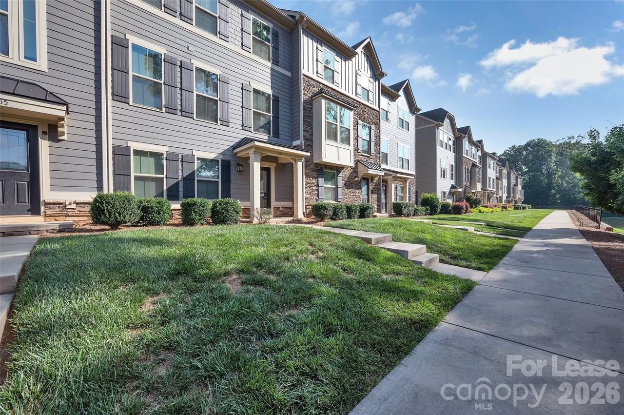 3051 Salix Bend Dr - Photo 2 of 25