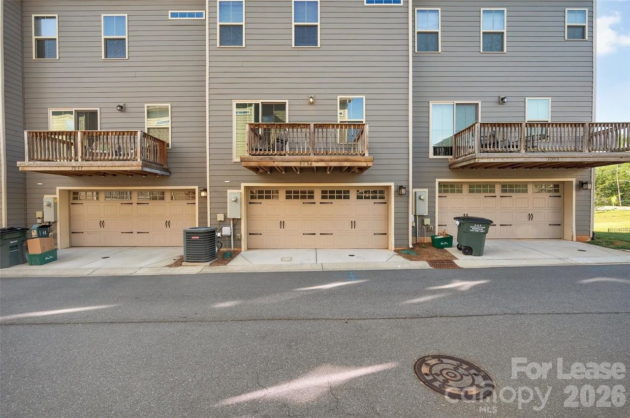3051 Salix Bend Dr - Photo 3 of 25