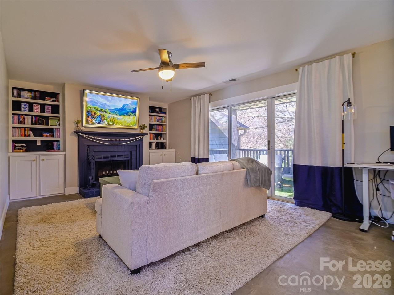 3300 Selwyn Farms Ln #5 - Photo 2 of 18