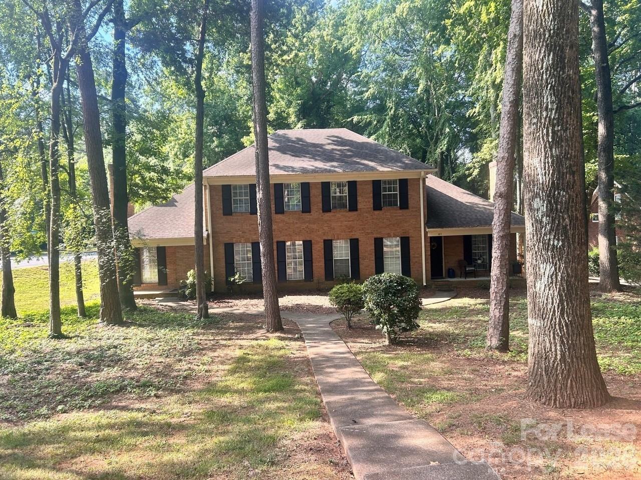 101 Cabell Way - Photo 2 of 3