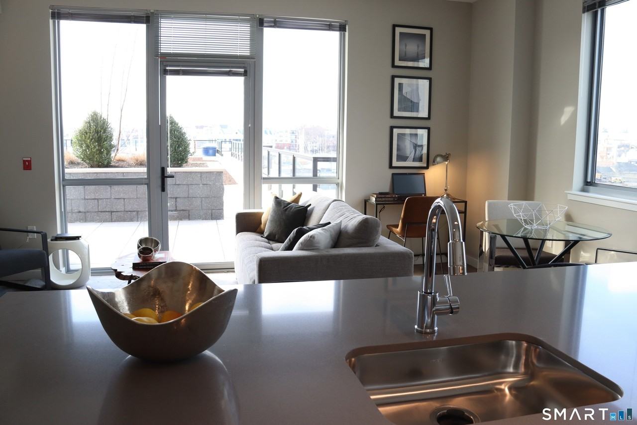 880 Pacific St #1552 - Photo 6 of 17