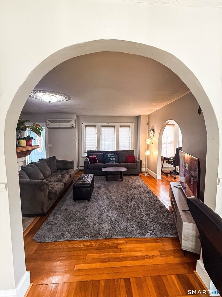38 Grandview Ave - Photo 5 of 38