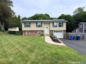 4 Harbor View Ave - Photo 1 of 1