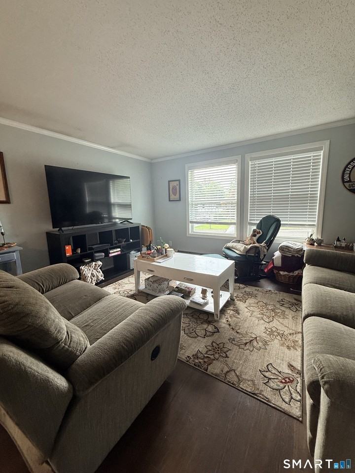 4 Harbor View Ave - Photo 5 of 18