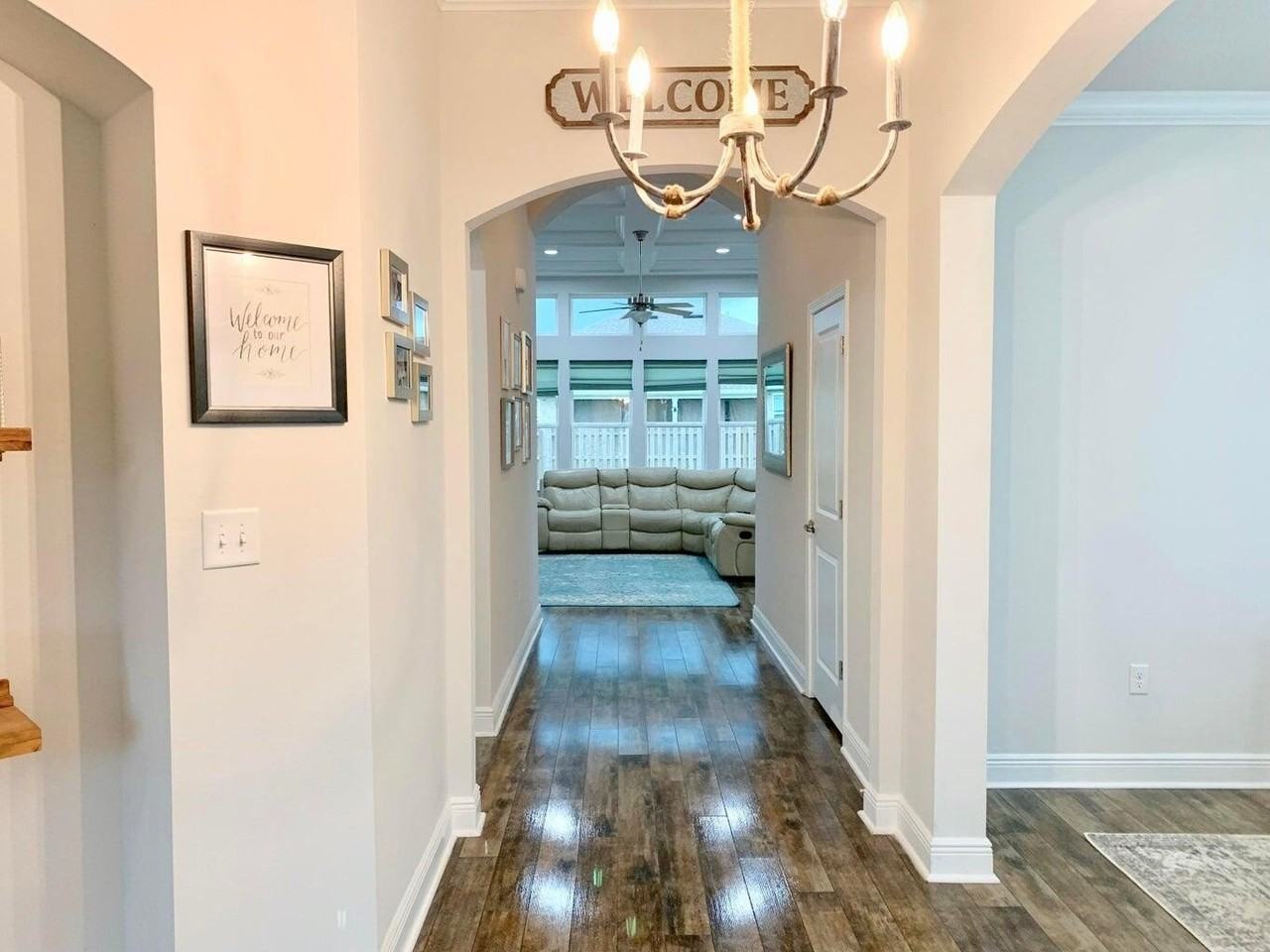 305 Brighton Cv - Photo 3 of 18