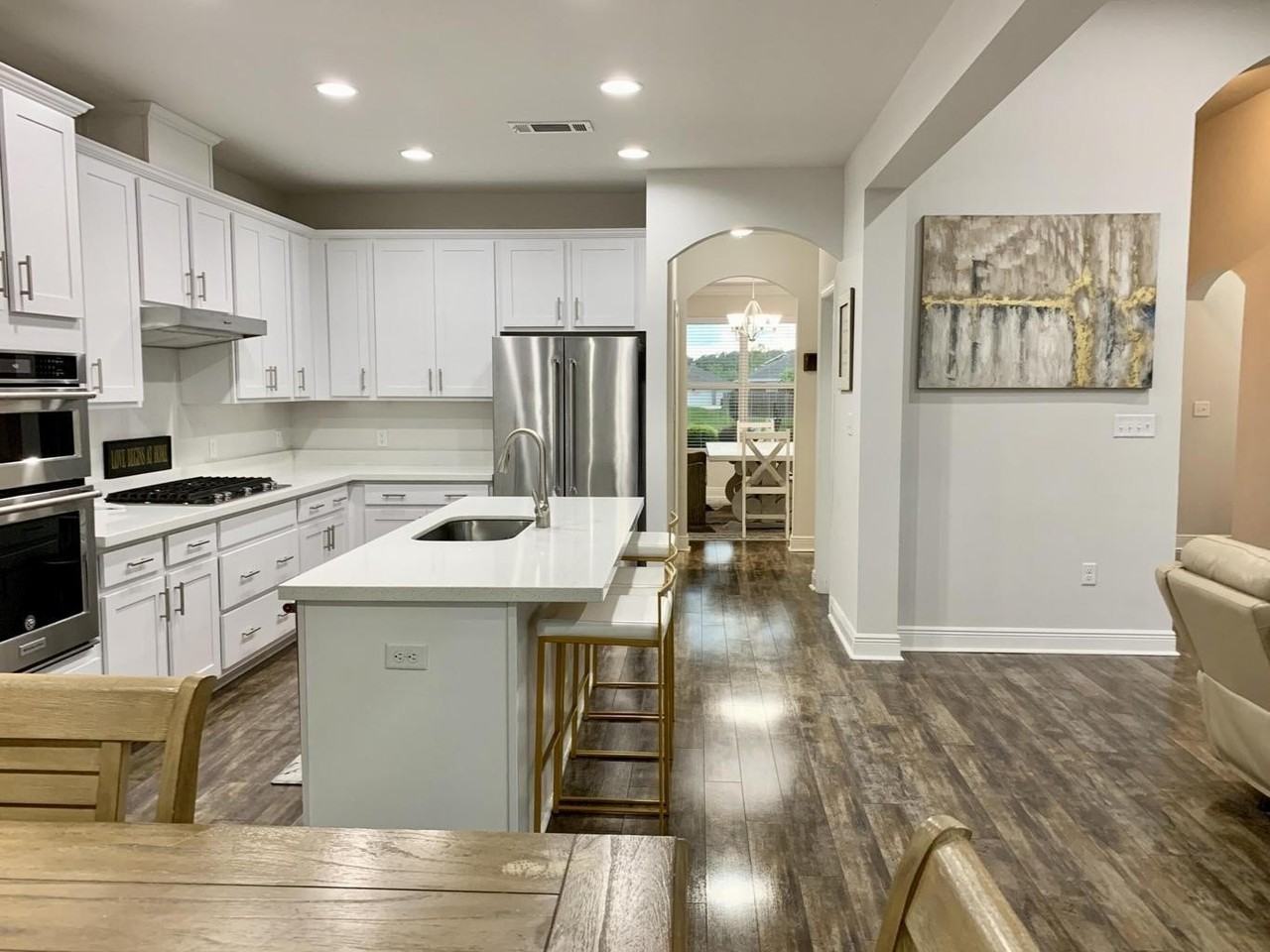 305 Brighton Cv - Photo 5 of 18