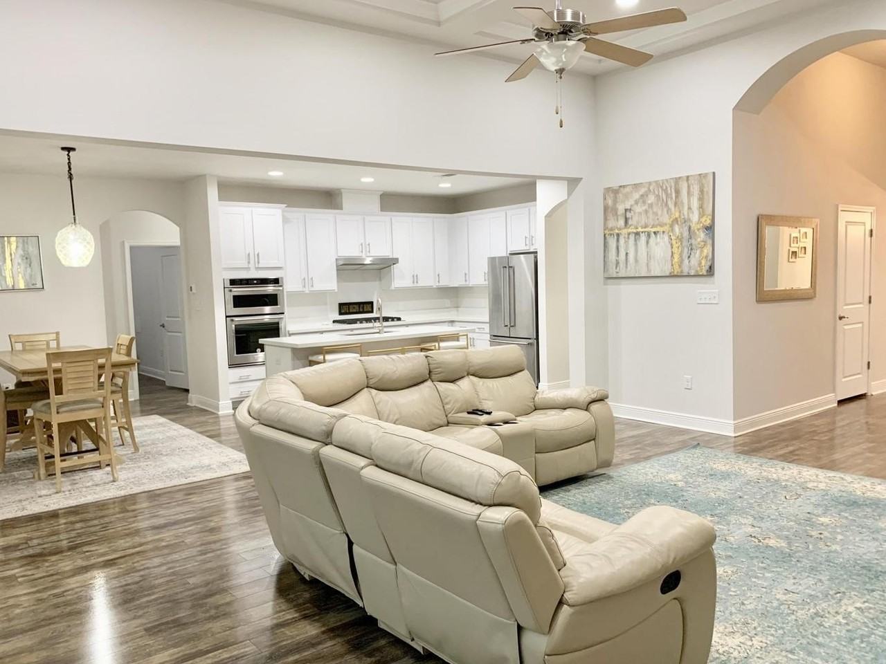 305 Brighton Cv - Photo 6 of 18