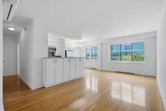 575 Av Glengarry - Photo 1 of 1