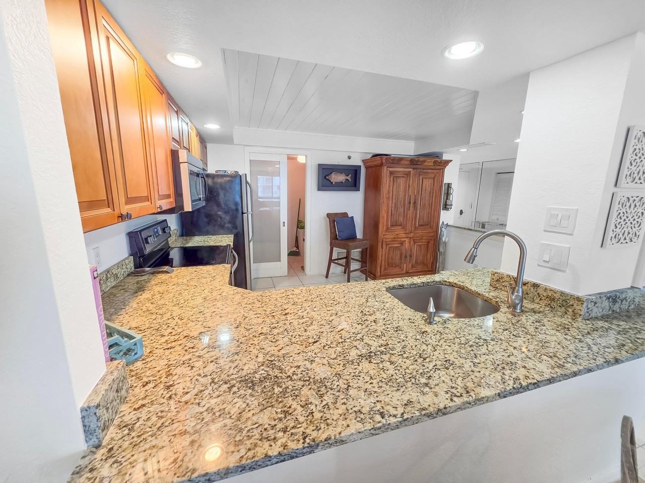 2800 N Highway A1a 806 - Photo 4 of 18