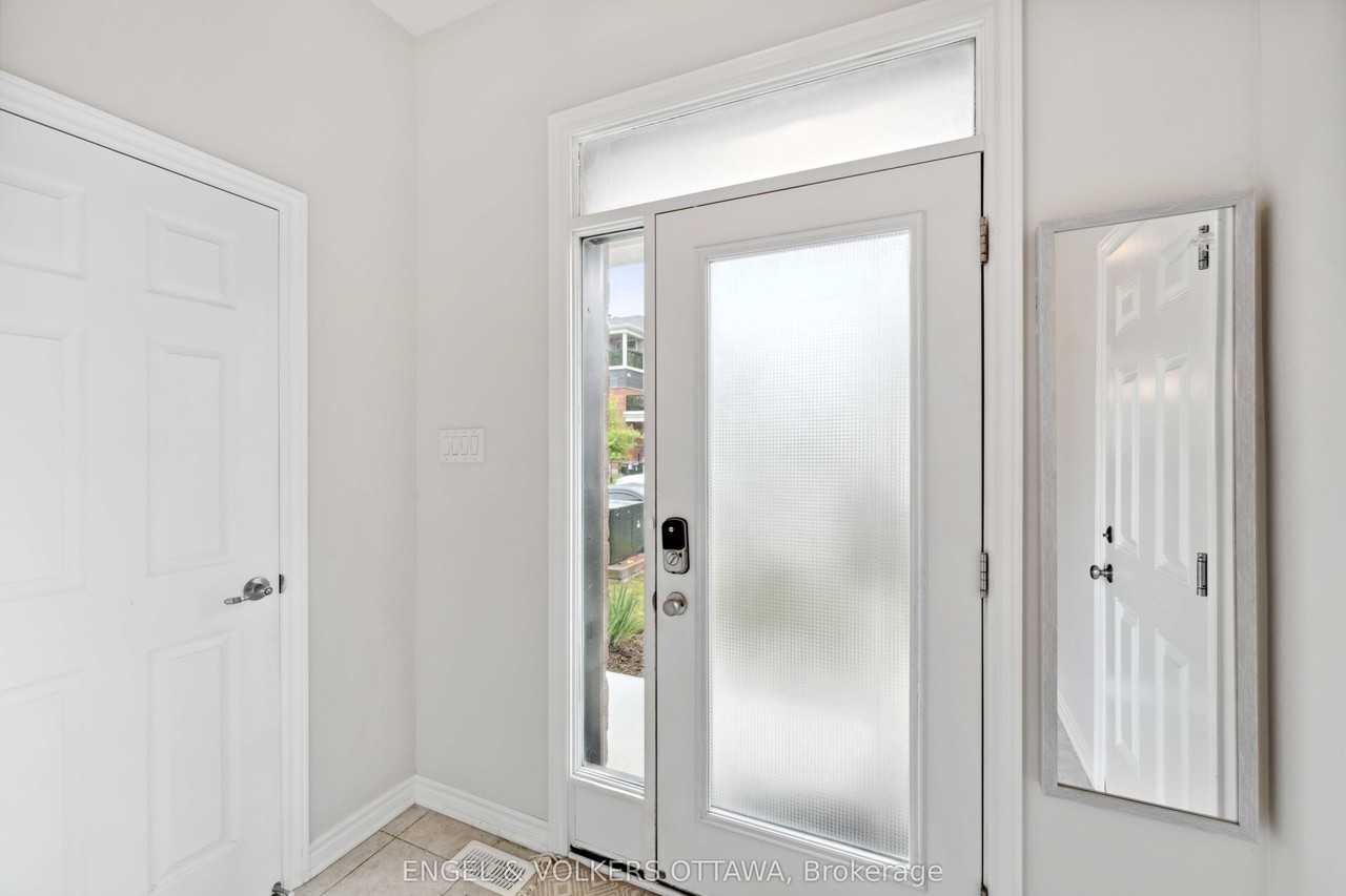 2283 Watercolours Way - Photo 5 of 48