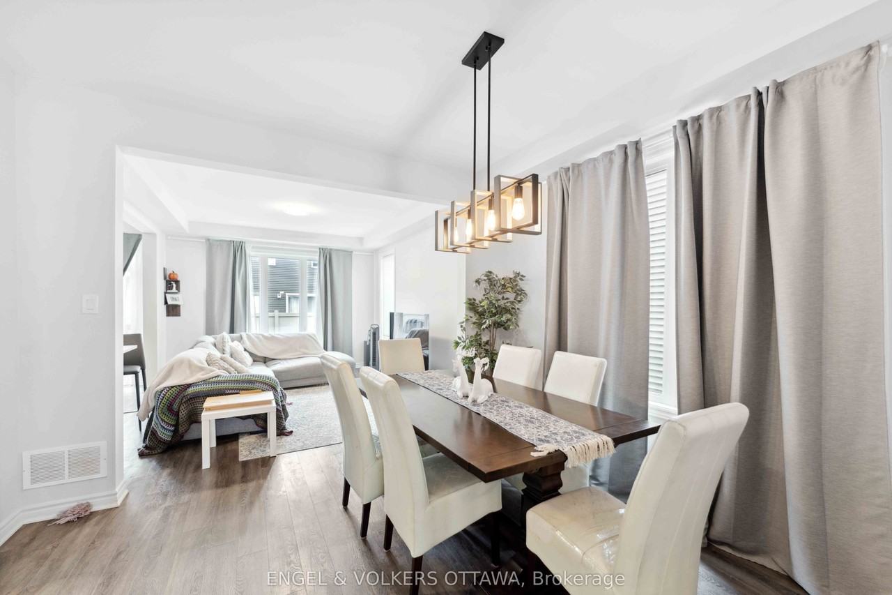 2283 Watercolours Way - Photo 7 of 48