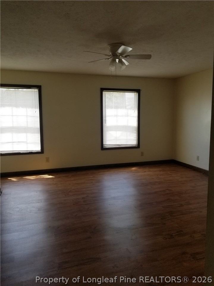 2401 Oak St #A - Photo 2 of 12
