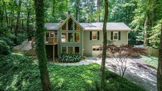 102 Vanessa Dr Se - Photo 1 of 1