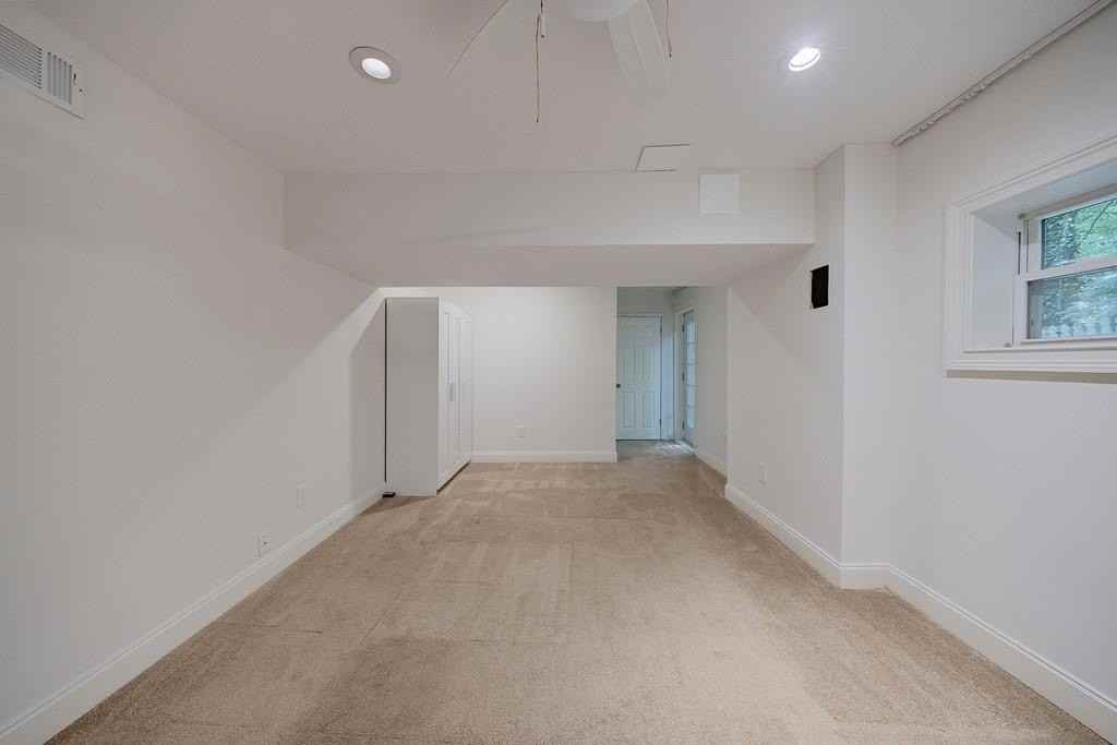 102 Vanessa Dr Se - Photo 7 of 39