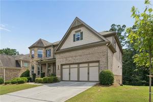 featured image of 4470 Skylark Ln