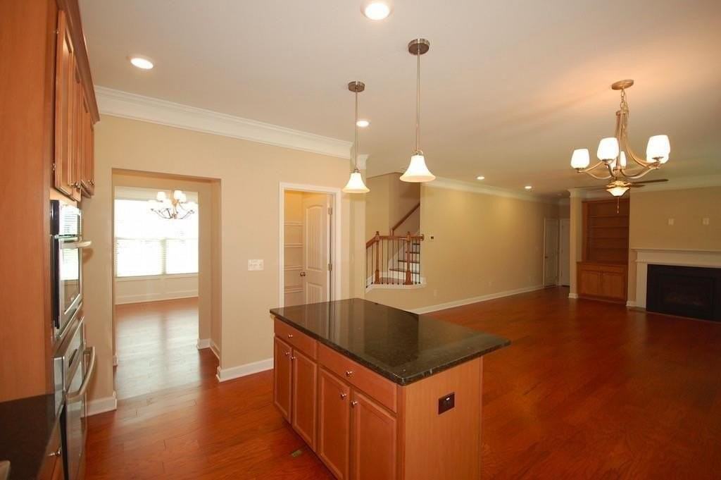 235 Haney Rd - Photo 4 of 26