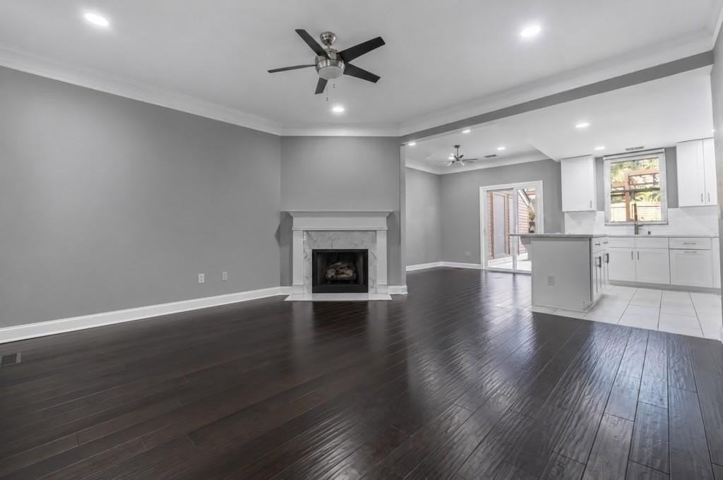 3539 Mount Vernon Cir - Photo 4 of 18