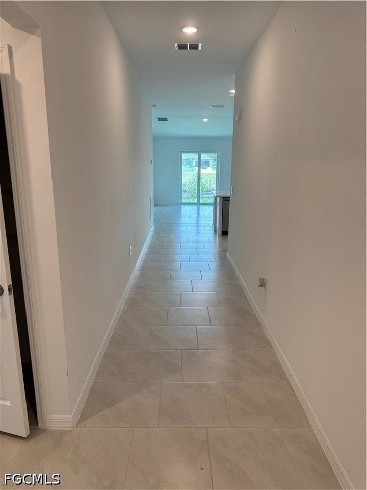 1609 Ne 33rd Ter - Photo 6 of 16