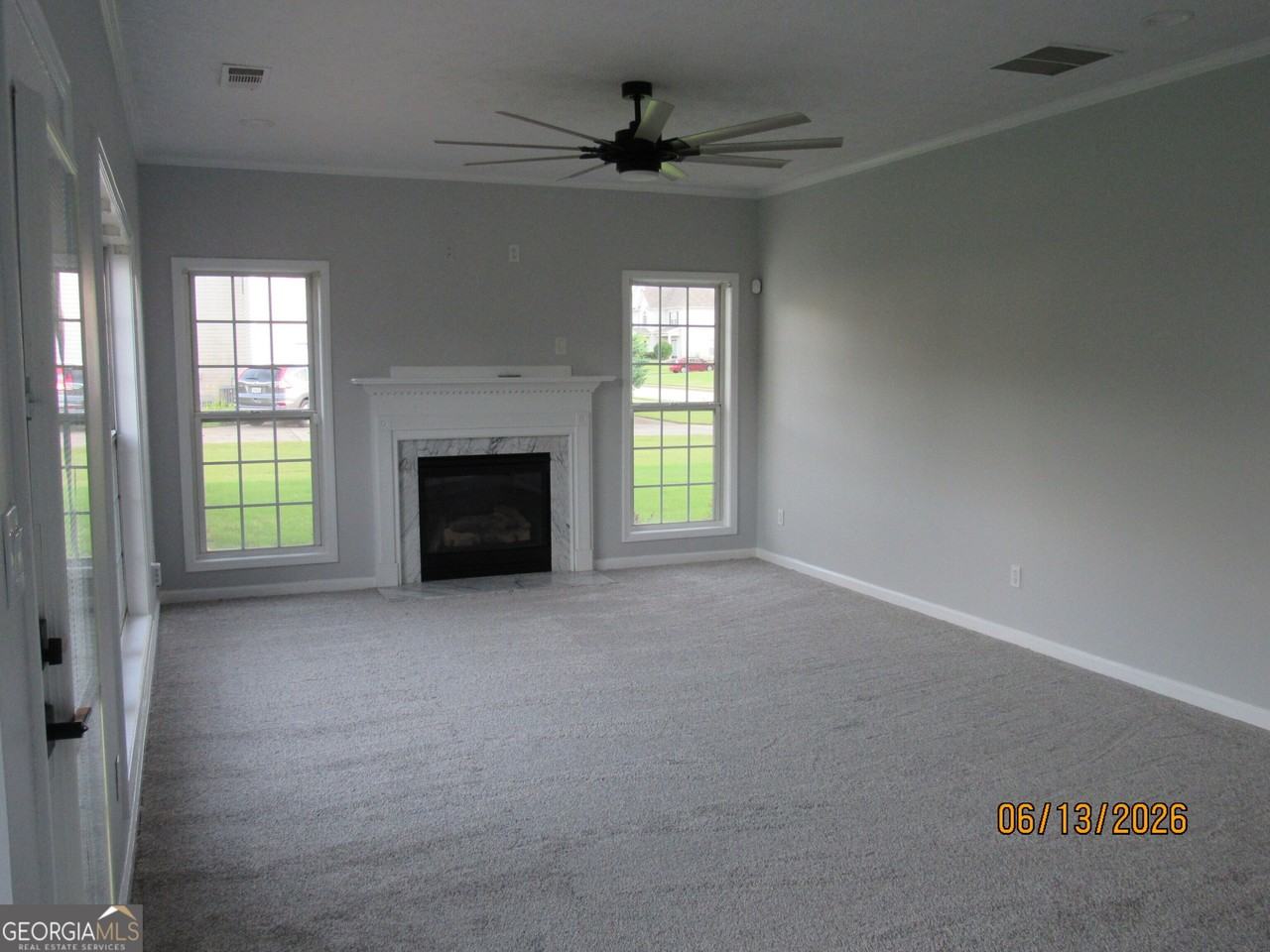 305 Sunderland Cir - Photo 5 of 11