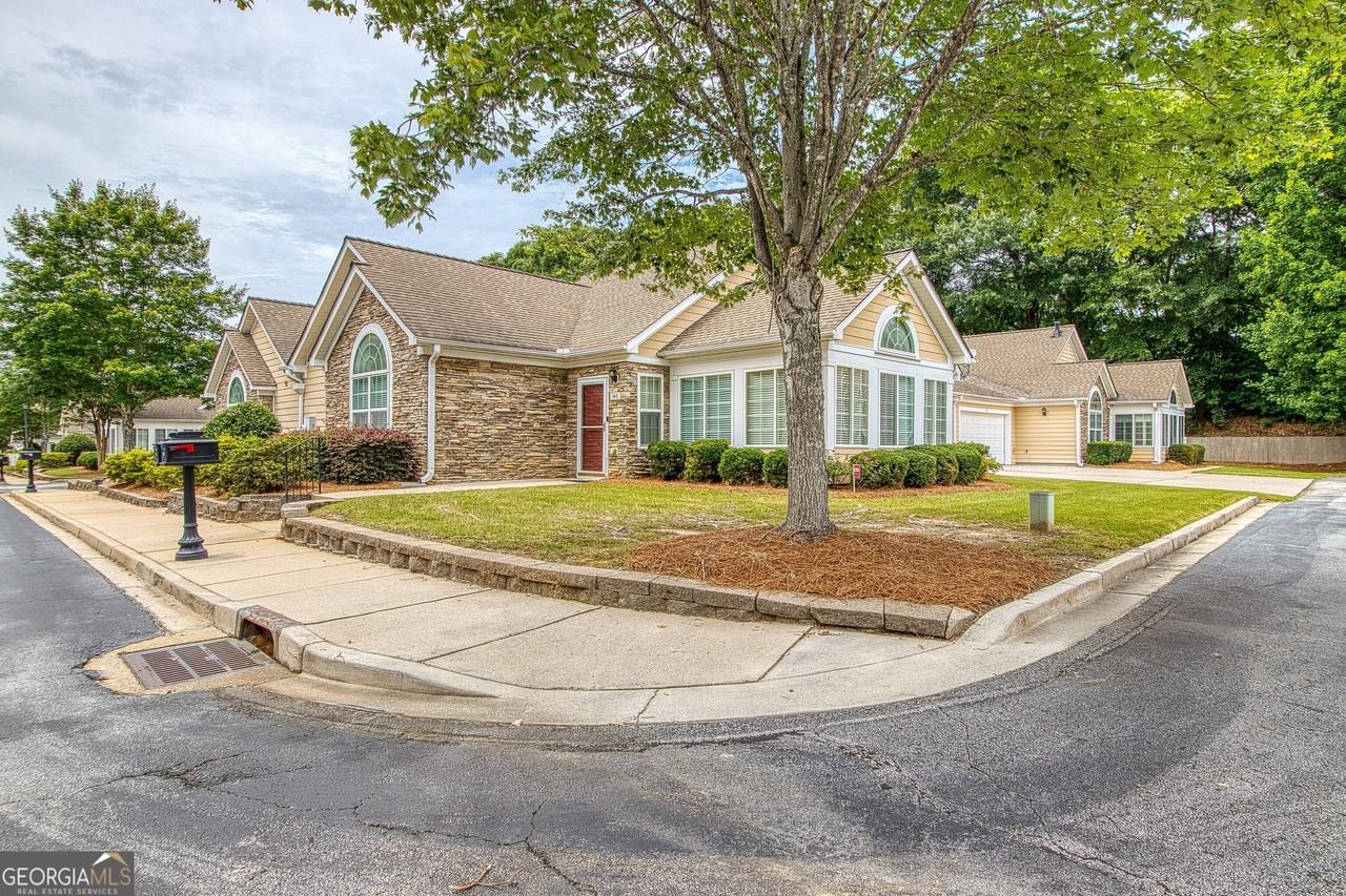 145 Rehobeth Way - Photo 4 of 35