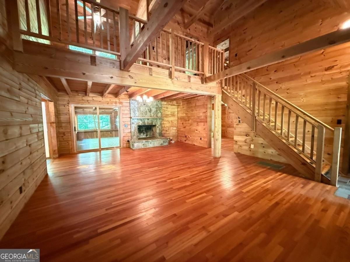 2405 Mountain Rd - Photo 3 of 22