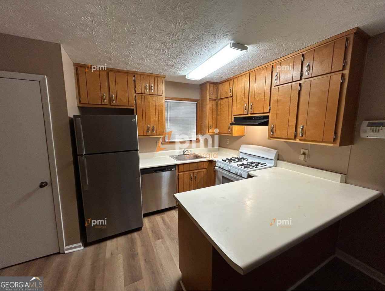 5867 Sheldon Ct #C - Photo 2 of 9