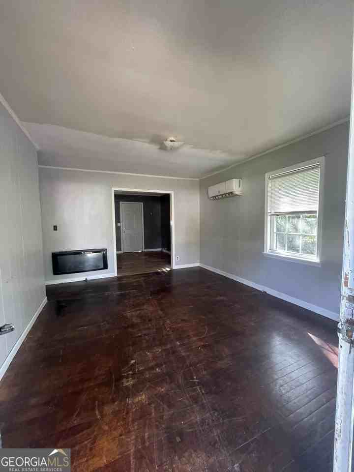 206 Celia Dr - Photo 2 of 7