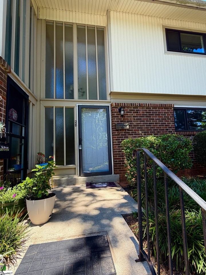 28 Briarglen Pl - Photo 2 of 19