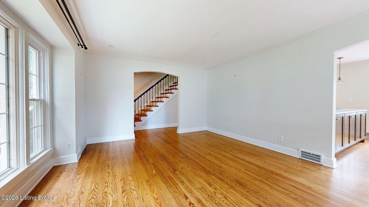 203 Don Allen Rd - Photo 4 of 50