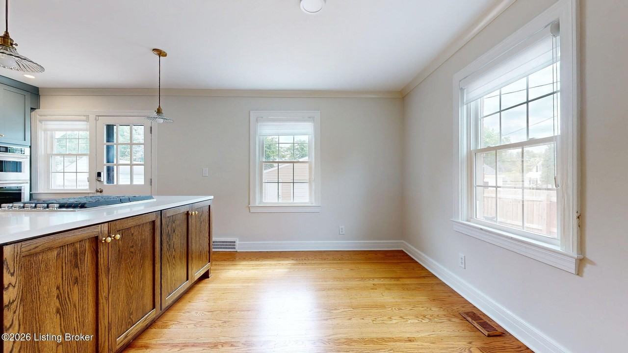 203 Don Allen Rd - Photo 7 of 50