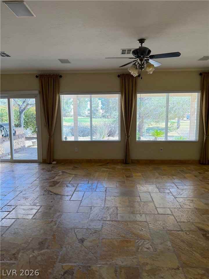 7826 Lyrebird Dr - Photo 2 of 7