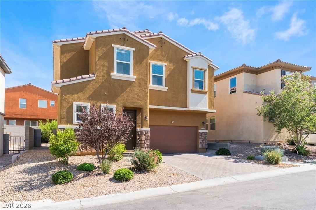 6908 Double Vista Way - Photo 3 of 41