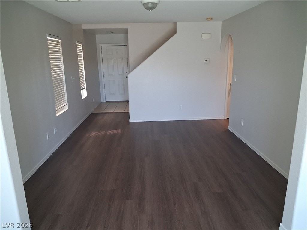 8011 Torremolinos Ave - Photo 3 of 29