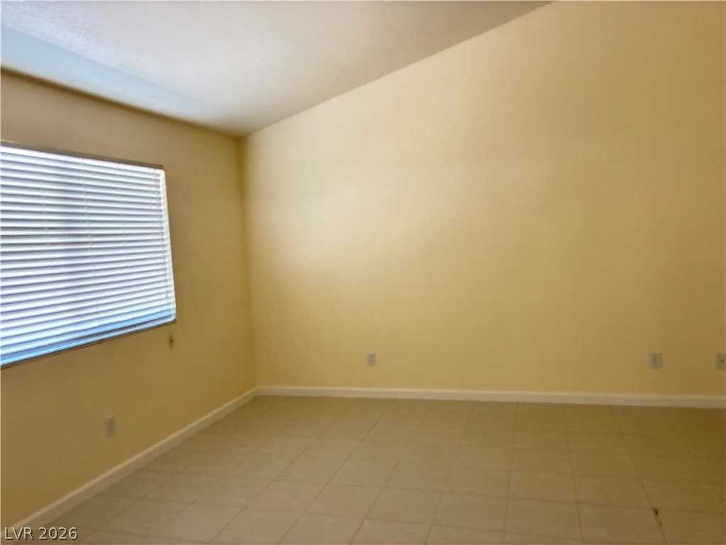 688 Pansy Pl - Photo 2 of 11
