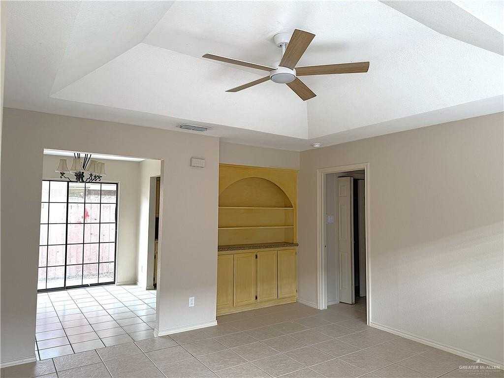 716 Mynah Ave #3 - Photo 4 of 17