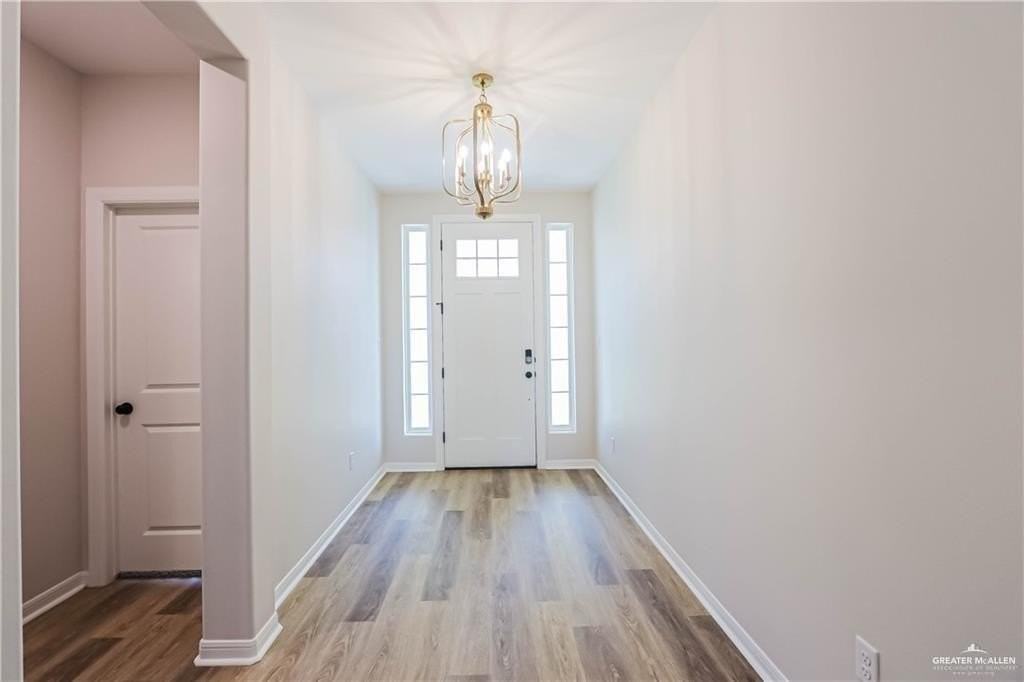 13704 Belle Ct - Photo 3 of 22