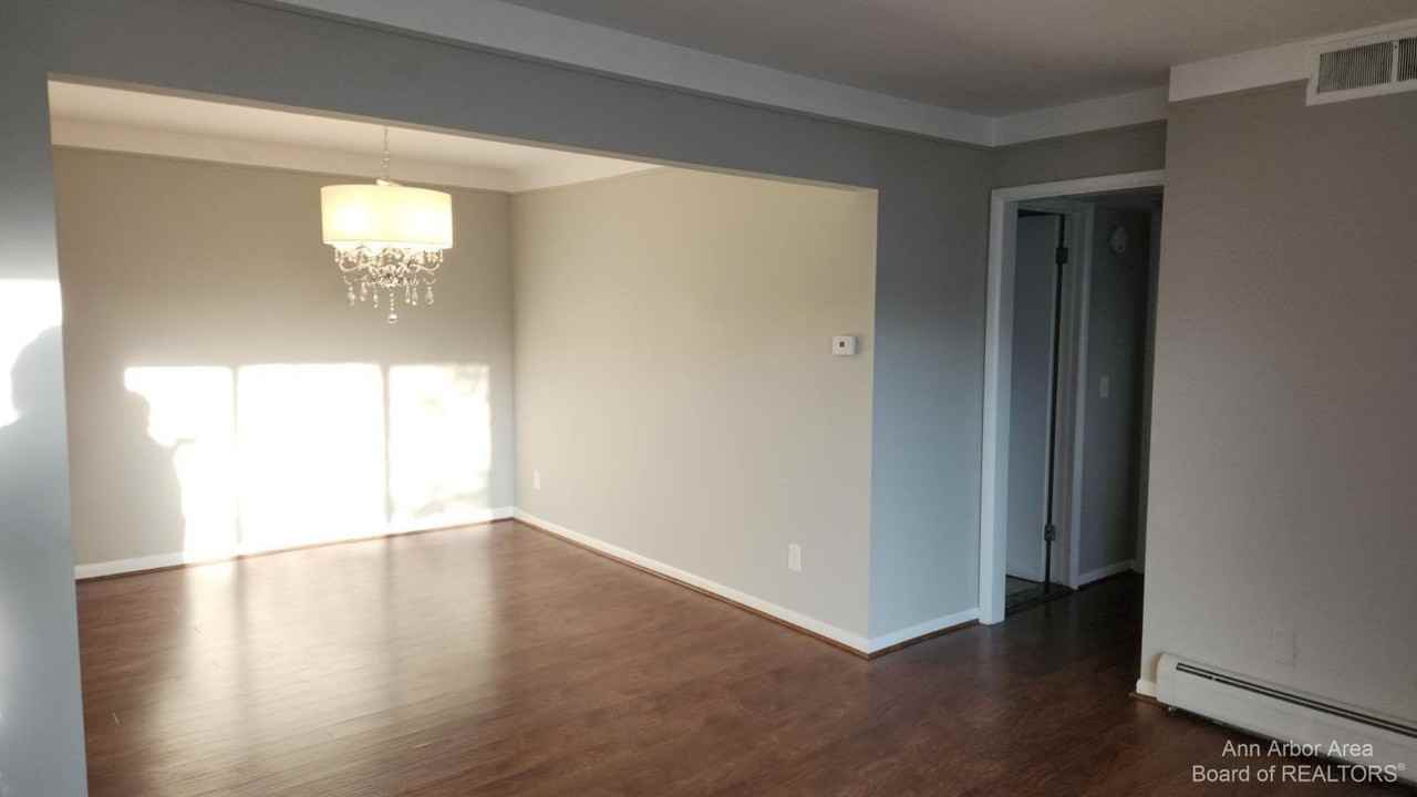 1217 Island Dr #204 - Photo 5 of 14