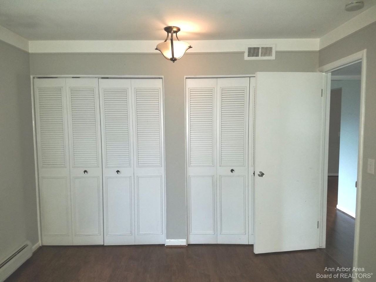 1217 Island Dr #204 - Photo 7 of 14