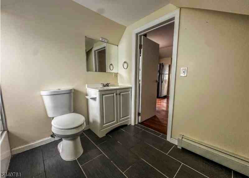19 Walnut Ter - Photo 2 of 10
